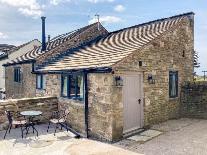 Exterior | The Old Shippon at New Ringstones Farm, Rowarth