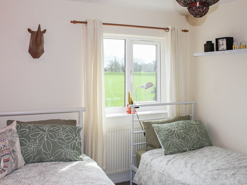 Twin bedroom | Hornby Cottage, St. Michael’s on Wyre