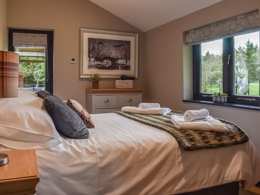 Double bedroom | The Retreat at Deer Park Farm, Babcary, near Somerton