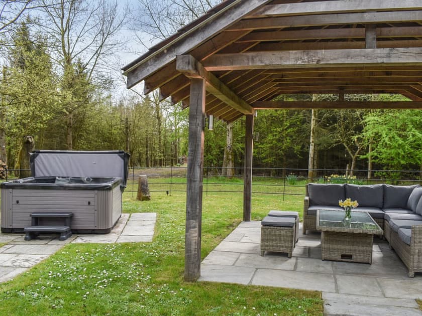 Outdoor area | The Retreat at Deer Park Farm, Babcary, near Somerton