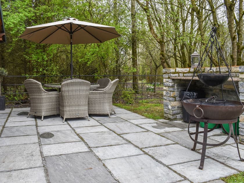 Outdoor area | The Retreat at Deer Park Farm, Babcary, near Somerton