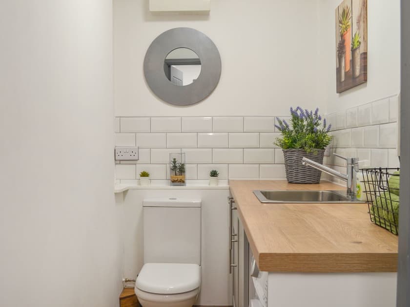 Shower room | River Lodge Annexe, Pentre