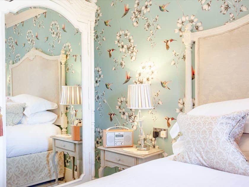 Double bedroom | The Townhouse at Muntham - Muntham Holiday Apartments, Torquay