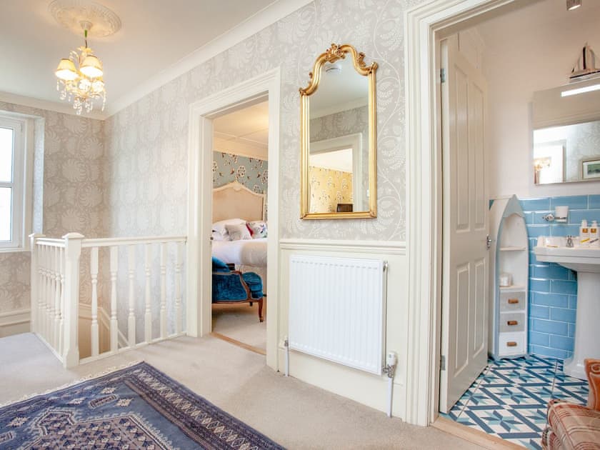 Hallway | The Townhouse at Muntham - Muntham Holiday Apartments, Torquay