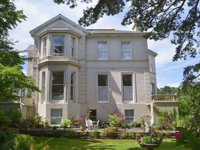 Exterior | The Townhouse at Muntham - Muntham Holiday Apartments, Torquay