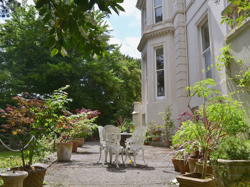 Exterior | The Townhouse at Muntham - Muntham Holiday Apartments, Torquay