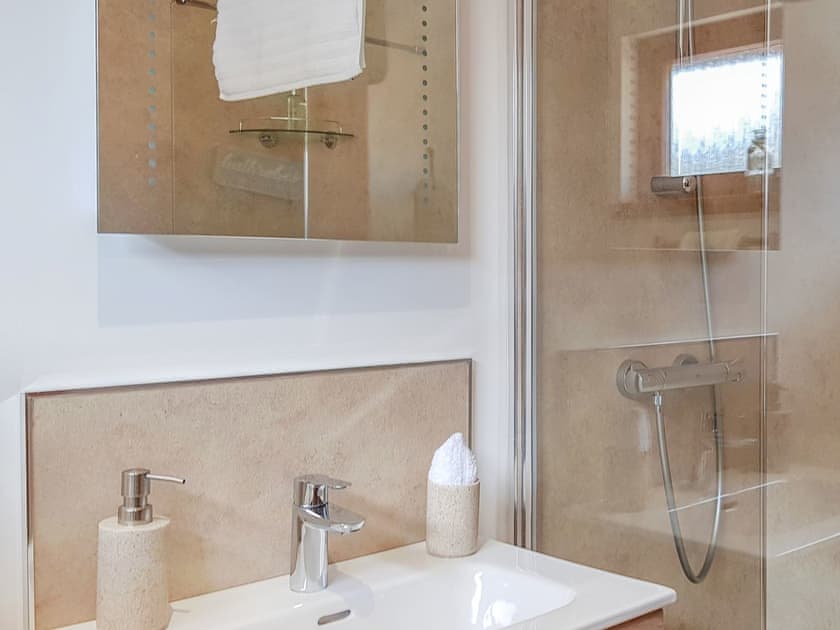 Shower room | Rumpys, Anstruther