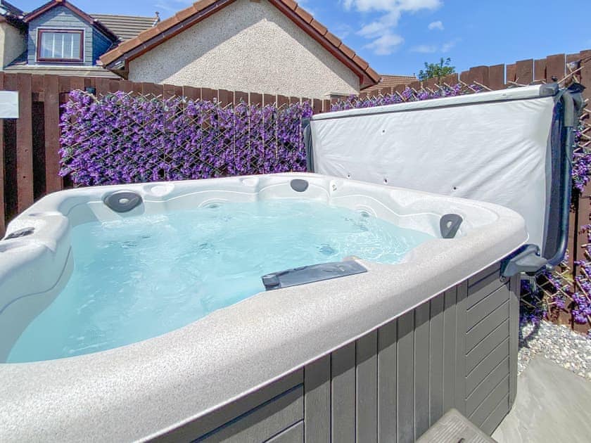 Relax in the hot tub | Rumpys, Anstruther