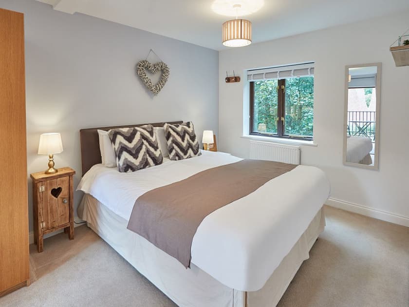 Master bedroom | Heron Mews, Whitby