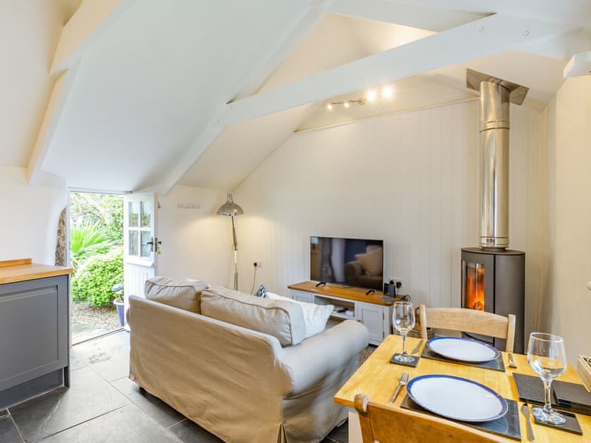 Open plan living space | Curlews, Buryas Bridge, near Penzance