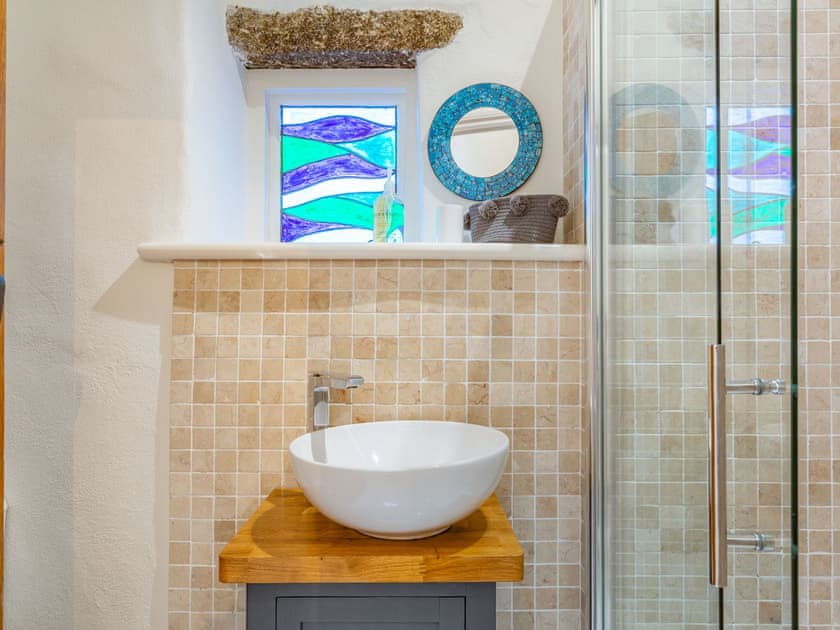 En-suite | Curlews, Buryas Bridge, near Penzance