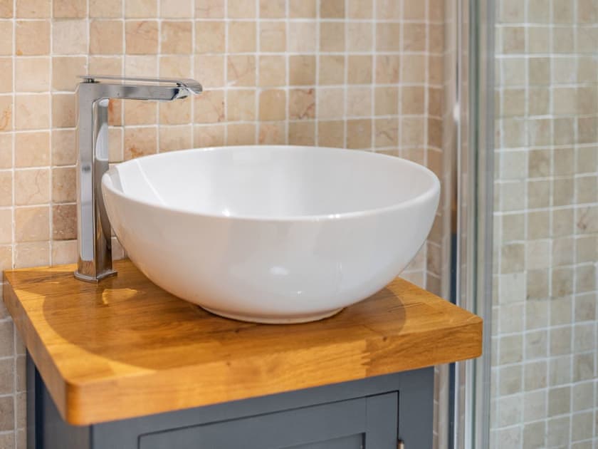 En-suite | Curlews, Buryas Bridge, near Penzance