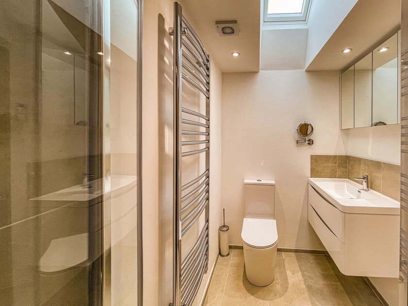 Shower room | Whitley Old Garage - Whitley Cottages, Whitley