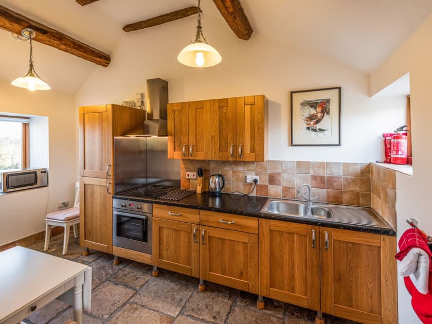 Kitchen | Whitley Coach House - Whitley Cottages, Whitley