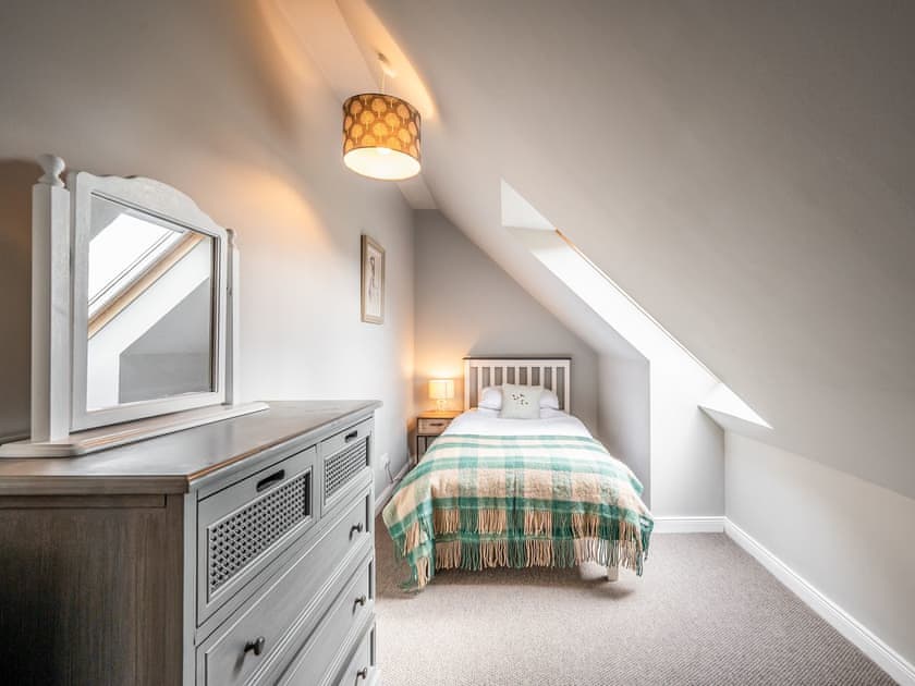 Single bedroom | Kildonan, Dundonnell