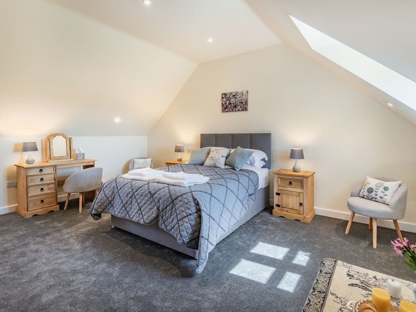 Double bedroom | Lizzie’s Cottage, Fordington