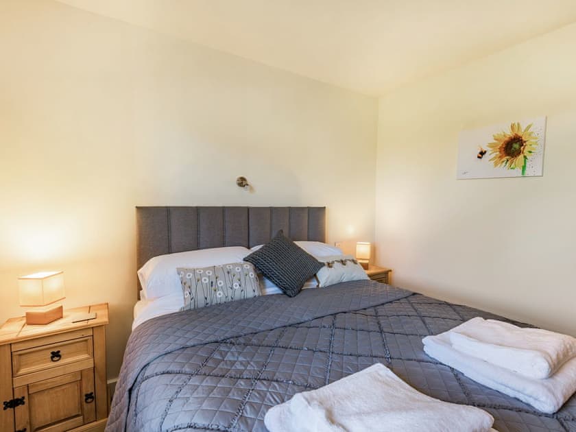 Double bedroom | Lizzie’s Cottage, Fordington