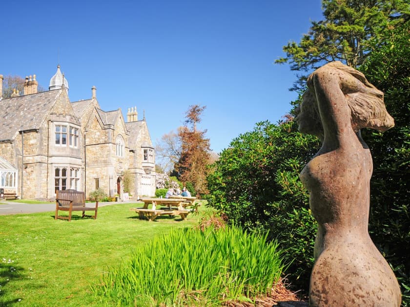 Hen Dy - Llyn Peninsula Holiday Cottages, Garndolbenmaen, near Porthmadog