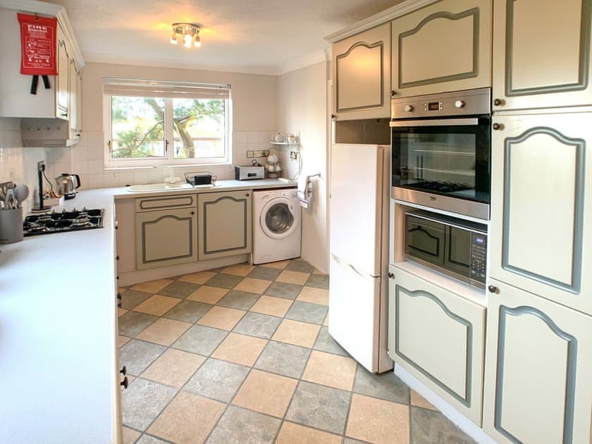 Kitchen area | Sandbanks8, Sandbanks