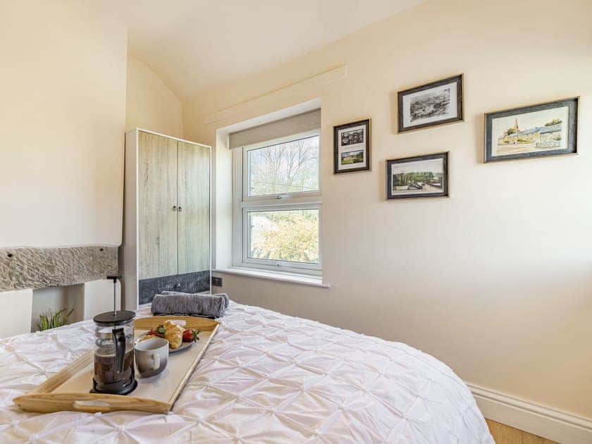 Double bedroom | Spa Cottage, Bakewell