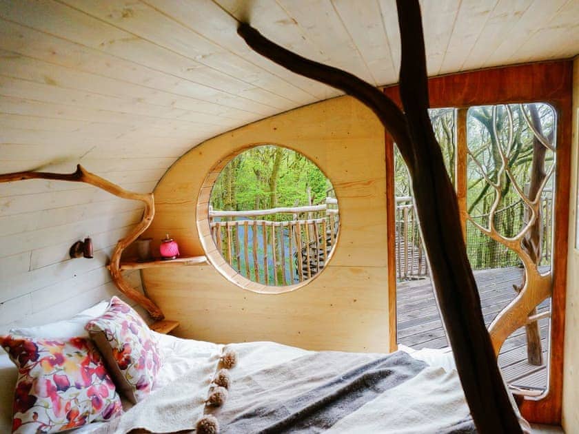 Ty Mawr - Pen Y Graig Treehouses, Newtown
