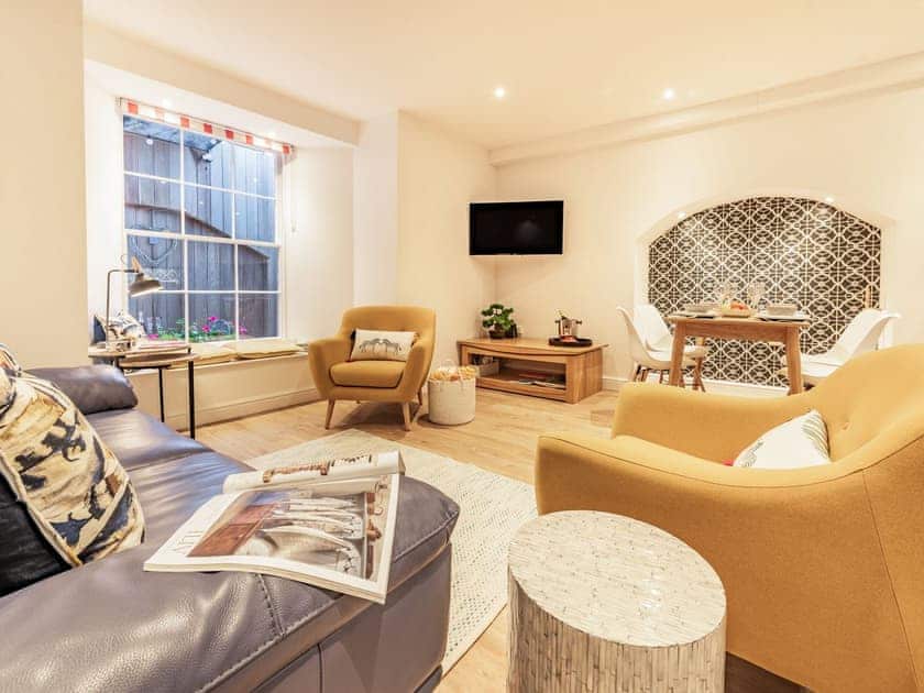Living area | Ocean Waves, Tenby