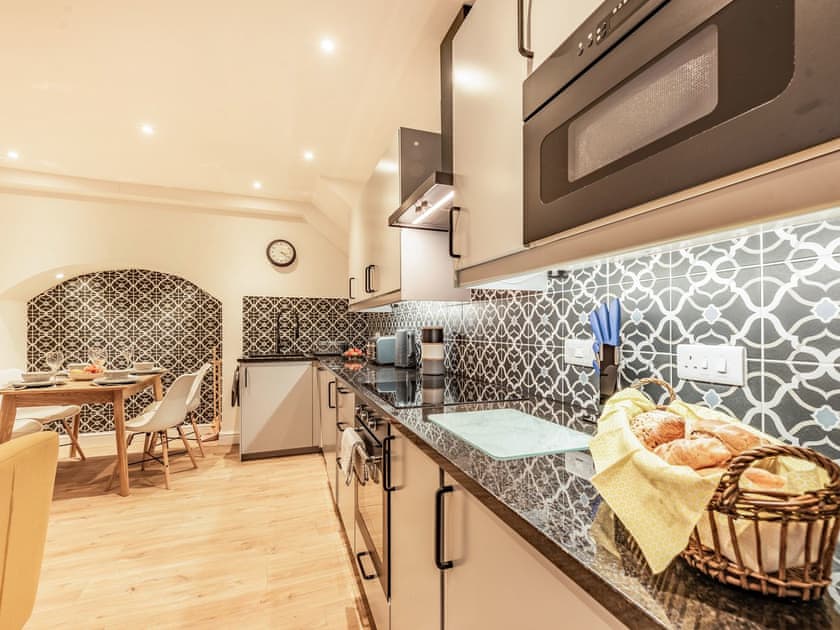 Kitchen area | Ocean Waves, Tenby
