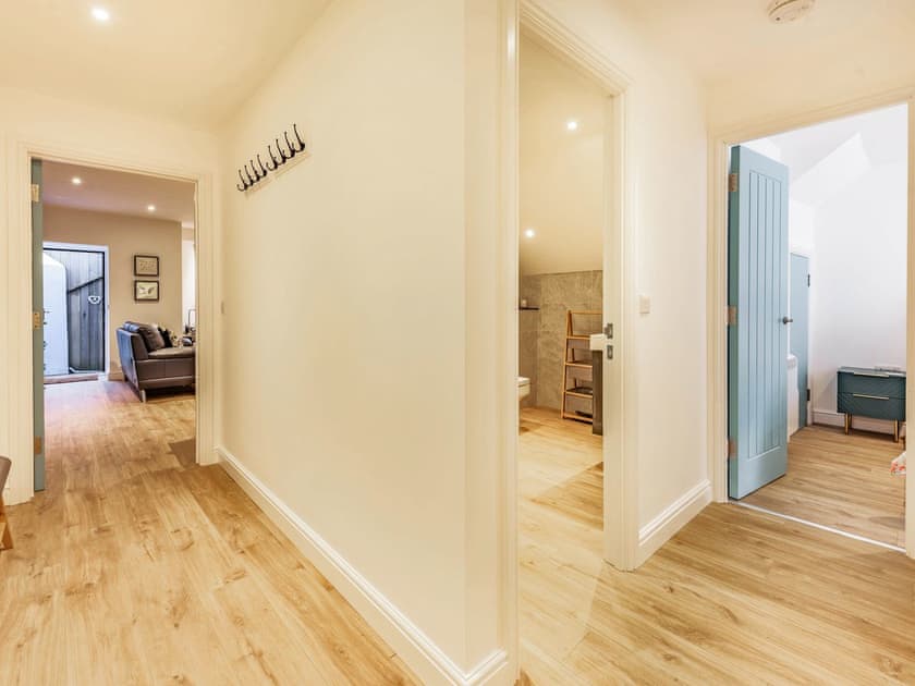 Hallway | Ocean Waves, Tenby