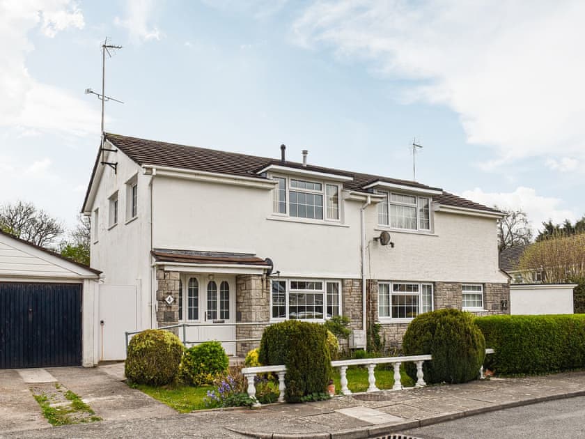 Exterior | Brookside, Treoes