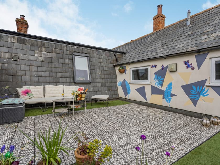 Outdoor area | The Anchor, Sutton, Nr Ely