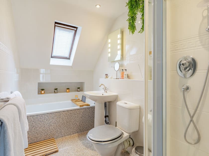 Bathroom | The Anchor, Sutton, Nr Ely