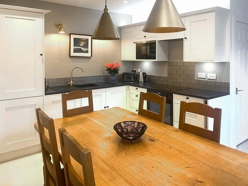 Kitchen/diner | Weavers Cottage, Aberfeldy