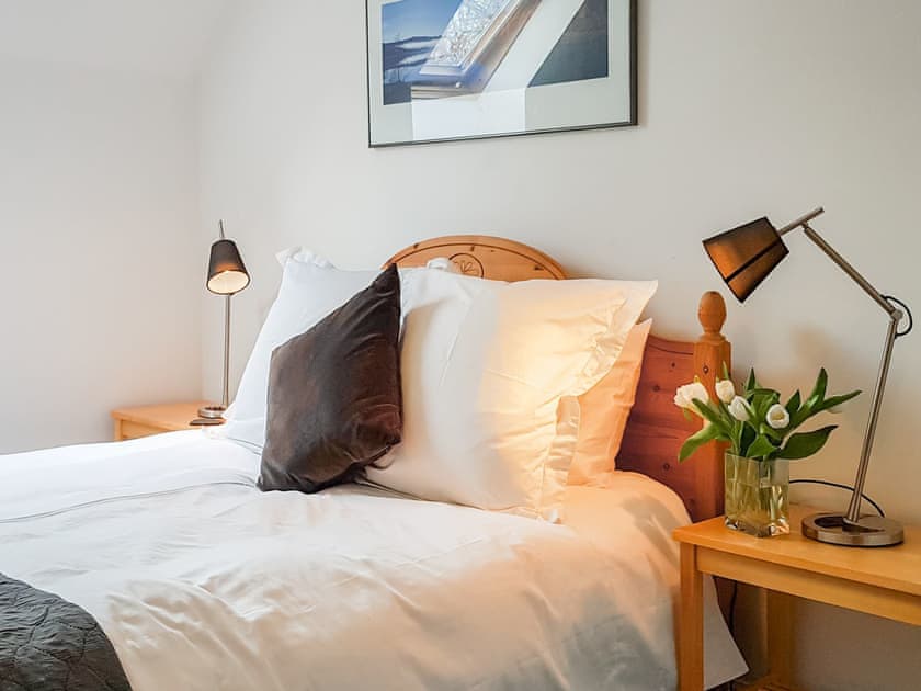 Bedroom | Weavers Cottage, Aberfeldy