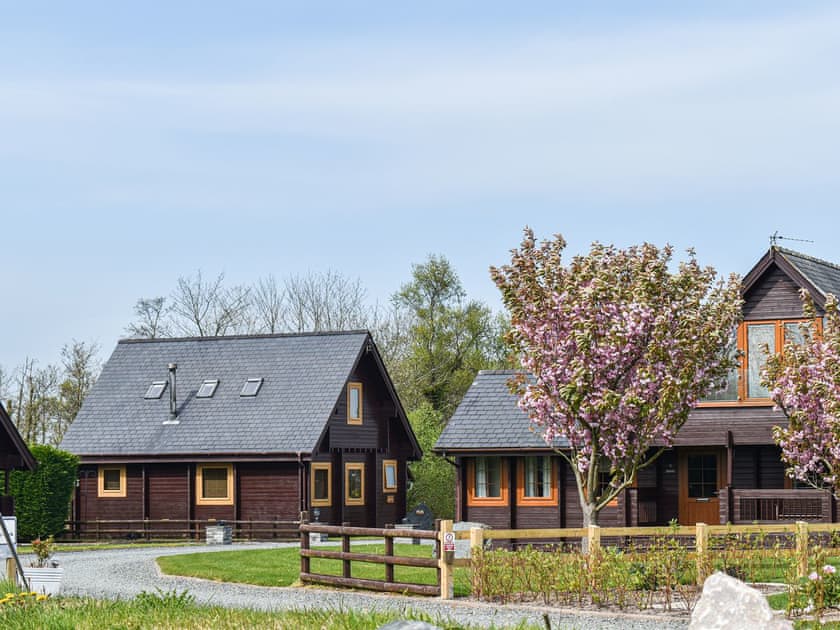 Exterior | Gower Cabin, Menai Bridge