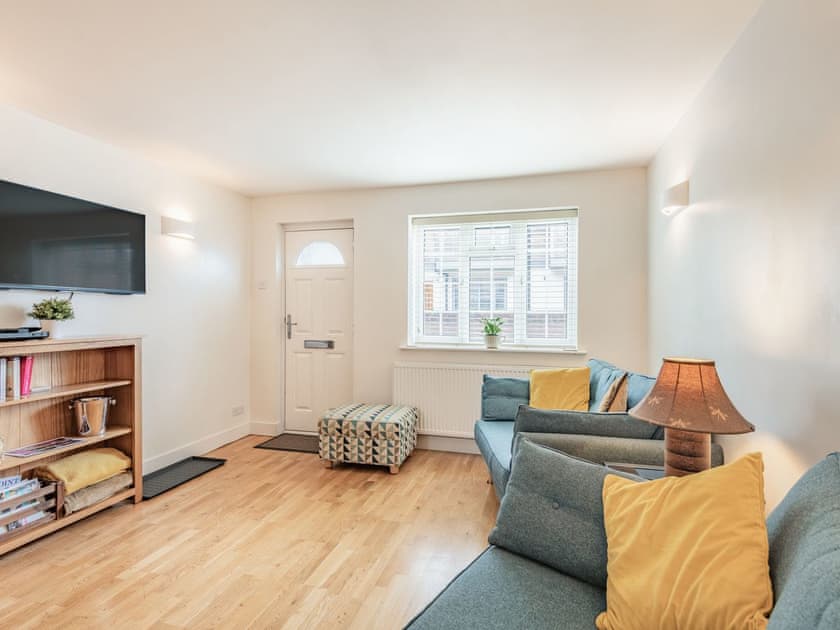 Living area | Tea Pot Cottage, Ringwood