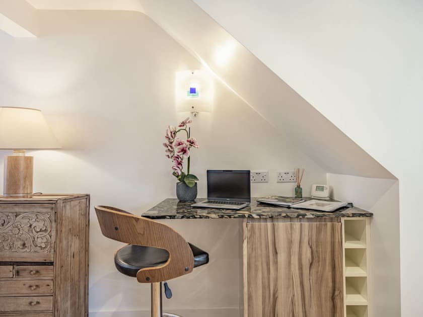 Living area | Tea Pot Cottage, Ringwood