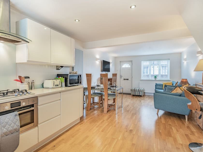 Open plan living space | Tea Pot Cottage, Ringwood