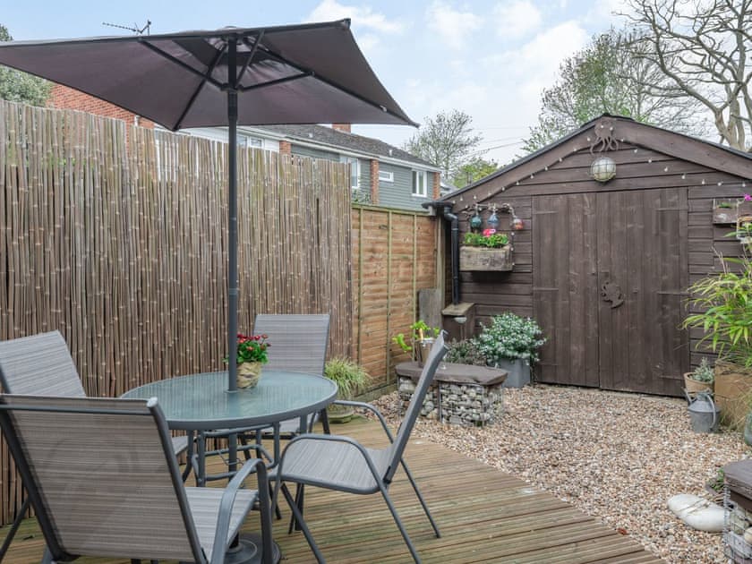 Outdoor area | Tea Pot Cottage, Ringwood
