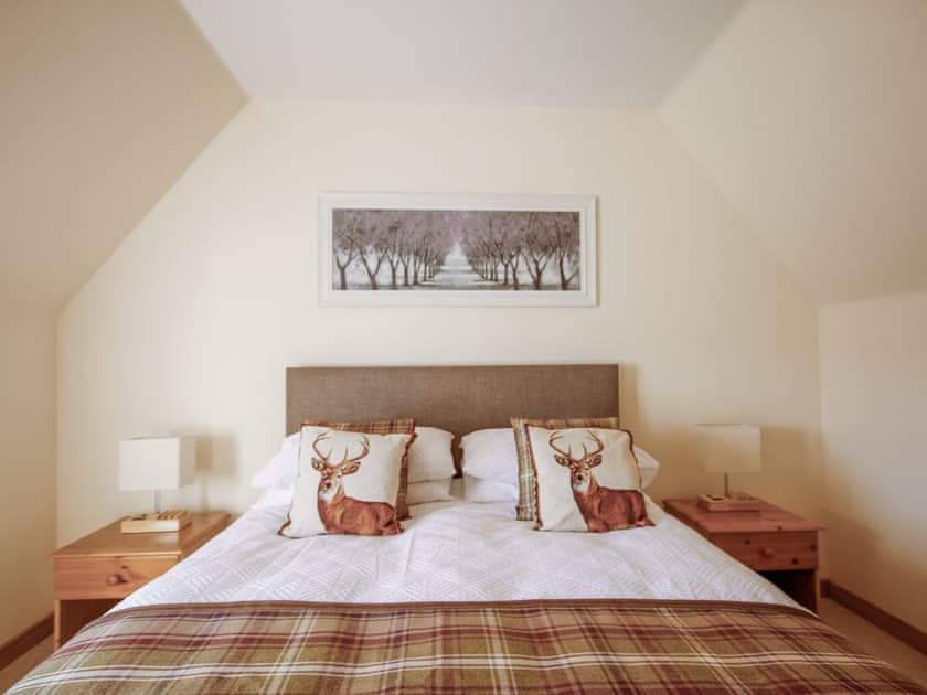 Double bedroom | Hill Cottage, Strathkanaird, Ullapool