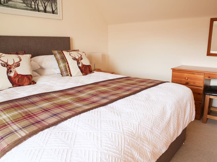 Double bedroom | Hill Cottage, Strathkanaird, Ullapool