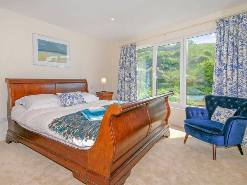 Oswald House, Little Haven