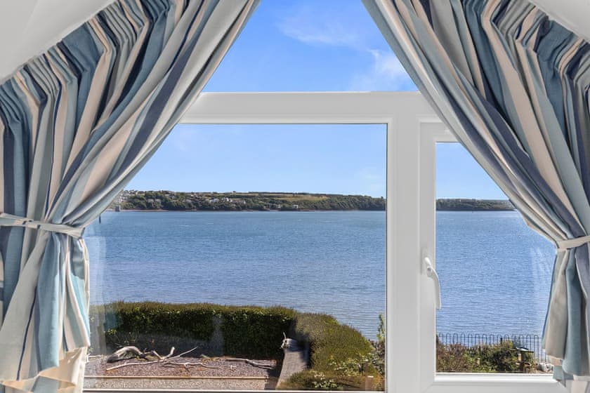 Beach House Cottage, Milford Haven