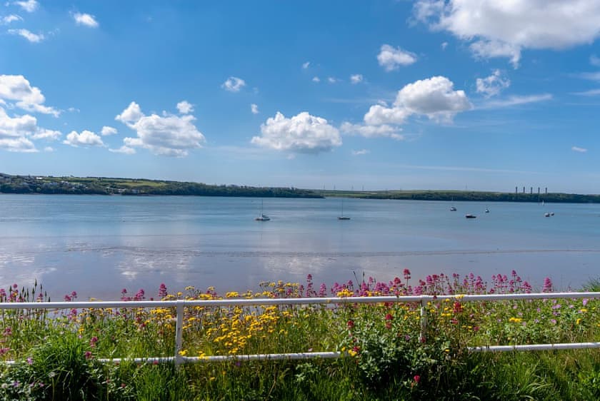 Beach House Cottage, Milford Haven
