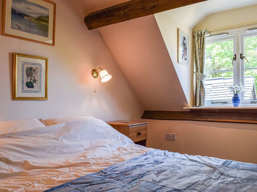 Double bedroom | Carpenter’s Barn, Pillerton Hersey, near Shipston-on-Stour