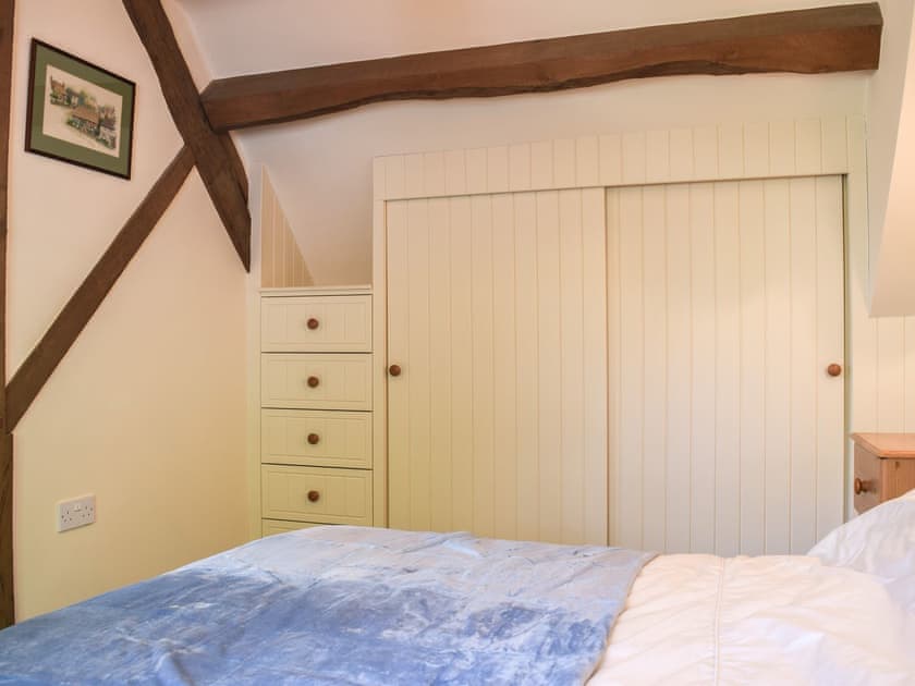 Double bedroom | Carpenter’s Barn, Pillerton Hersey, near Shipston-on-Stour