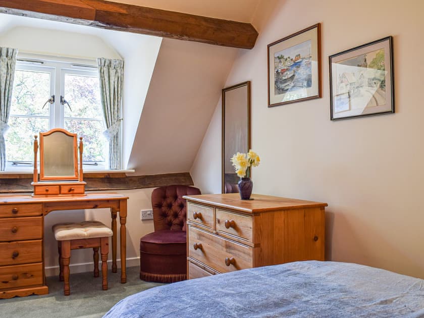 Single bedroom | Carpenter’s Barn, Pillerton Hersey, near Shipston-on-Stour