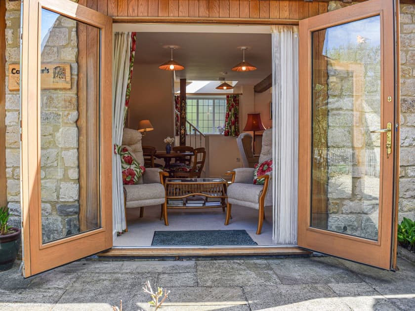 Patio | Carpenter’s Barn, Pillerton Hersey, near Shipston-on-Stour