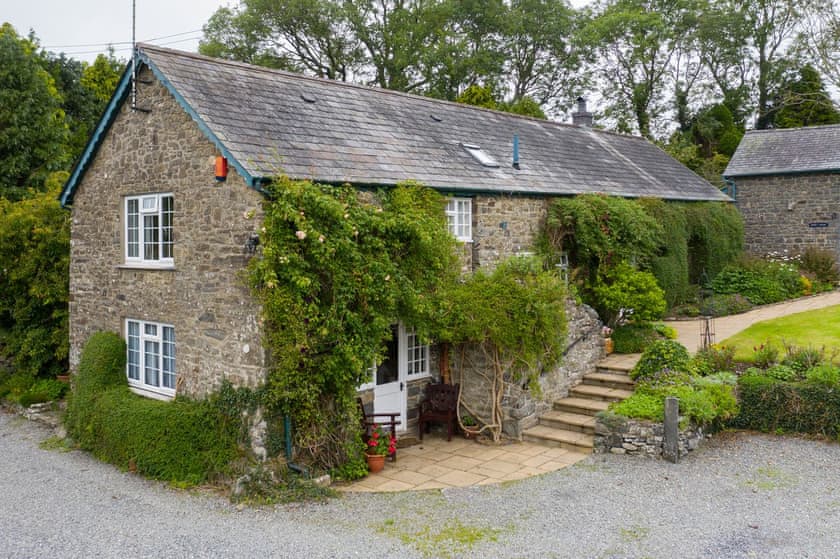 Lily Pond Cottage | , New Quay