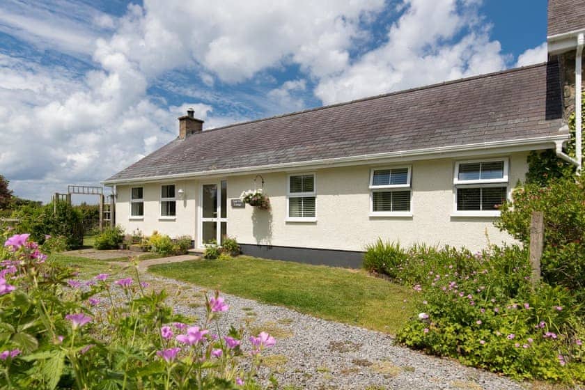 Tydu View Cottage | New Quay Holiday Cottages, Llwyndafydd