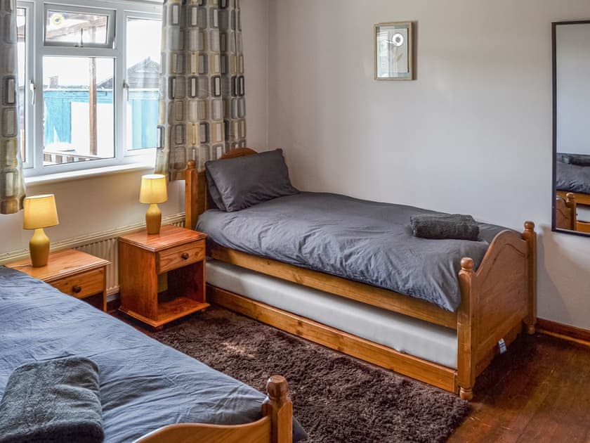 Twin bedroom | The Shanty, Walcott